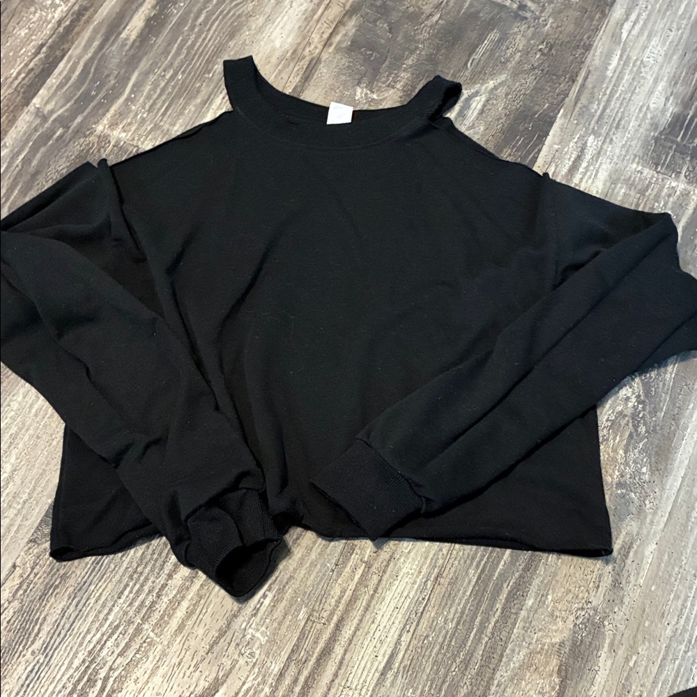 Black Women's Cold Shoulder Top
